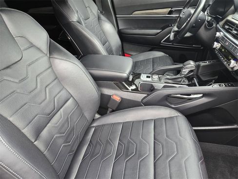 Certified 2022 Kia Telluride SX w/ SX Prestige Package image 19