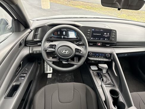 New 2026 Hyundai Elantra Sport w/ Cargo Package FWD image 15