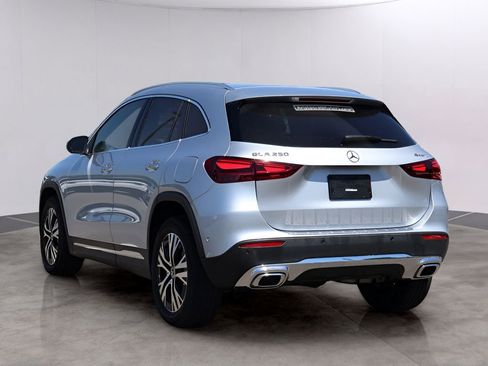Certified 2026 Mercedes-Benz GLA 250 4MATIC image 5