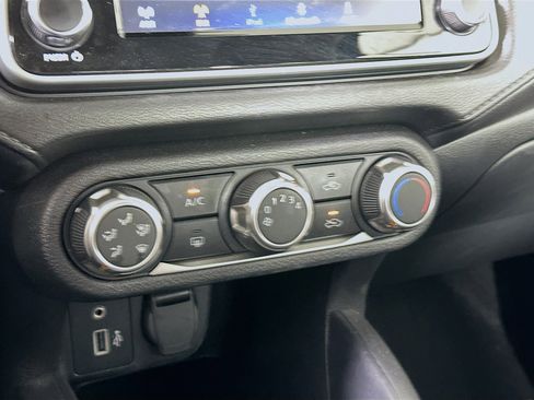 Used 2024 Nissan Versa S w/ Trunk Package image 21