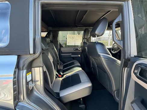 Used 2022 Ford Bronco Wildtrak AWD/4WD image 16