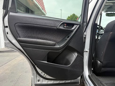 Used 2018 Subaru Forester 2.5i Premium image 27