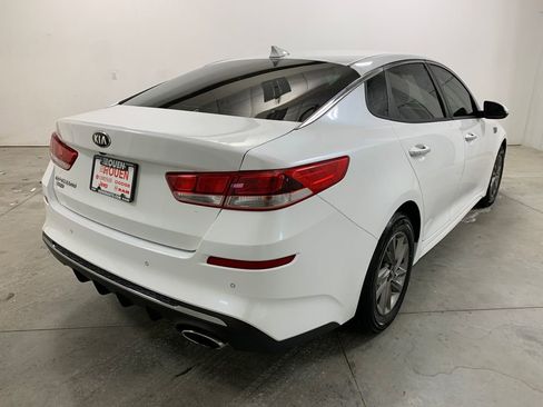 Used 2020 Kia Optima LX image 25