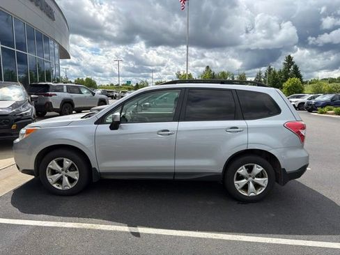 Used 2014 Subaru Forester 2.5i Premium w/ Protection Package #1 AWD/4WD image 2