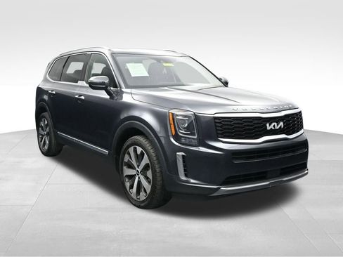 Used 2022 Kia Telluride S FWD image 7