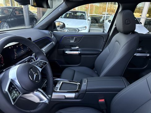 New 2026 Mercedes-Benz GLB 250 image 23