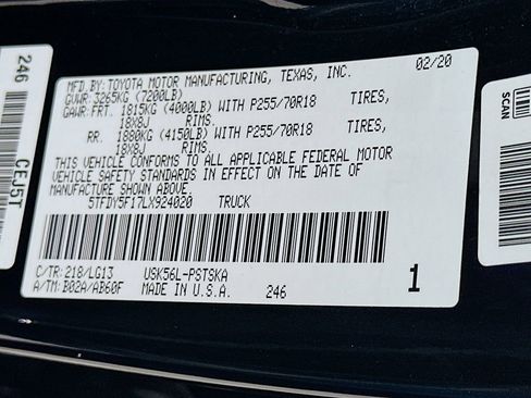 Used 2020 Toyota Tundra SR5 w/ SR5 Leather Package AWD/4WD image 31