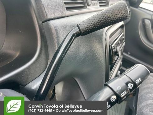 Used 1999 Honda CR-V LX image 19