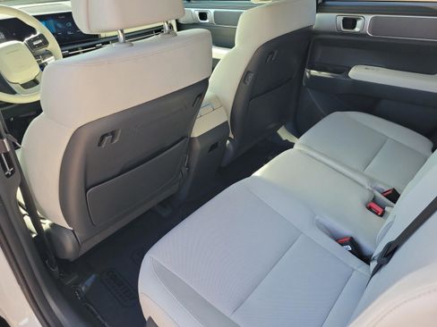New 2026 Hyundai Santa Fe SE image 12