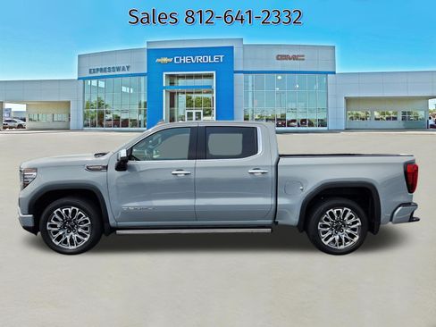 Used 2025 GMC Sierra 1500 Denali Ultimate AWD/4WD image 4
