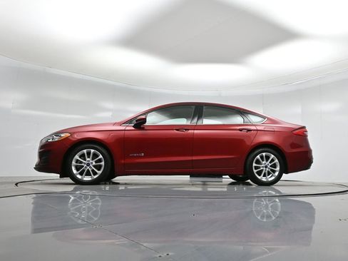 Certified 2019 Ford Fusion SE image 53