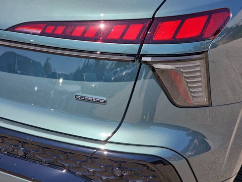 New 2026 Audi Q3 quattro 2.0T AWD/4WD image 38