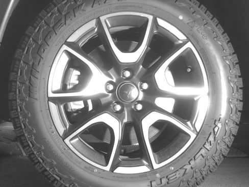 Used 2025 Jeep Compass Trailhawk AWD/4WD image 12