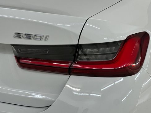 Certified 2023 BMW 330i Sedan w/ Convenience Package image 12
