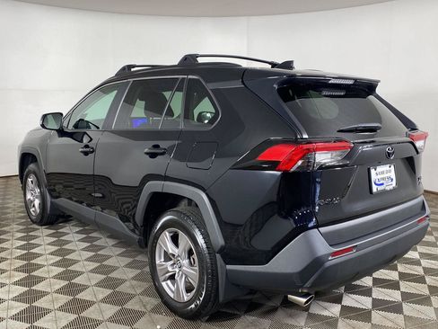 Used 2023 Toyota RAV4 XLE w/ Convenience Package AWD/4WD image 4