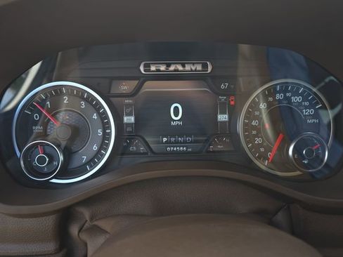 Used 2019 RAM 1500 Laramie image 17