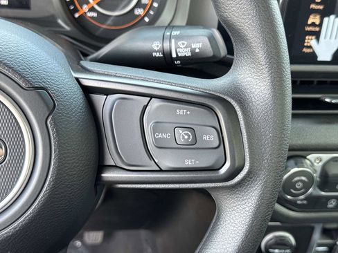 New 2026 Jeep Gladiator Sport image 9