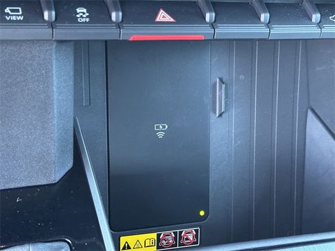 Used 2025 Toyota Tundra Platinum image 20