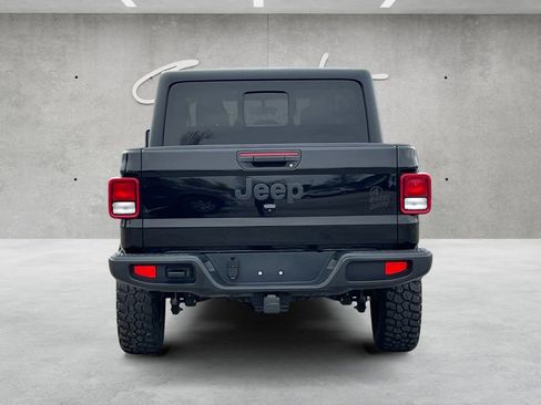 Used 2023 Jeep Gladiator Willys image 15