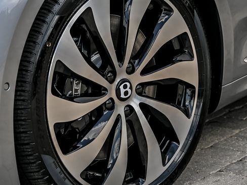 New 2026 Bentley Continental GT Azure AWD/4WD image 8