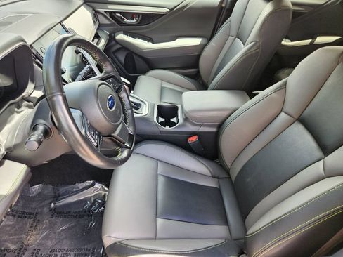 Used 2024 Subaru Outback Onyx Edition AWD/4WD image 4