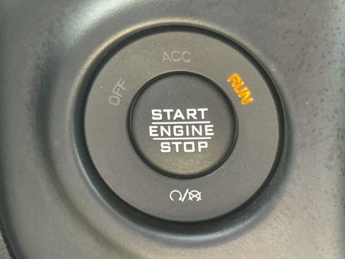 Used 2023 Jeep Wrangler Rubicon w/ LED Lighting Group AWD/4WD image 29