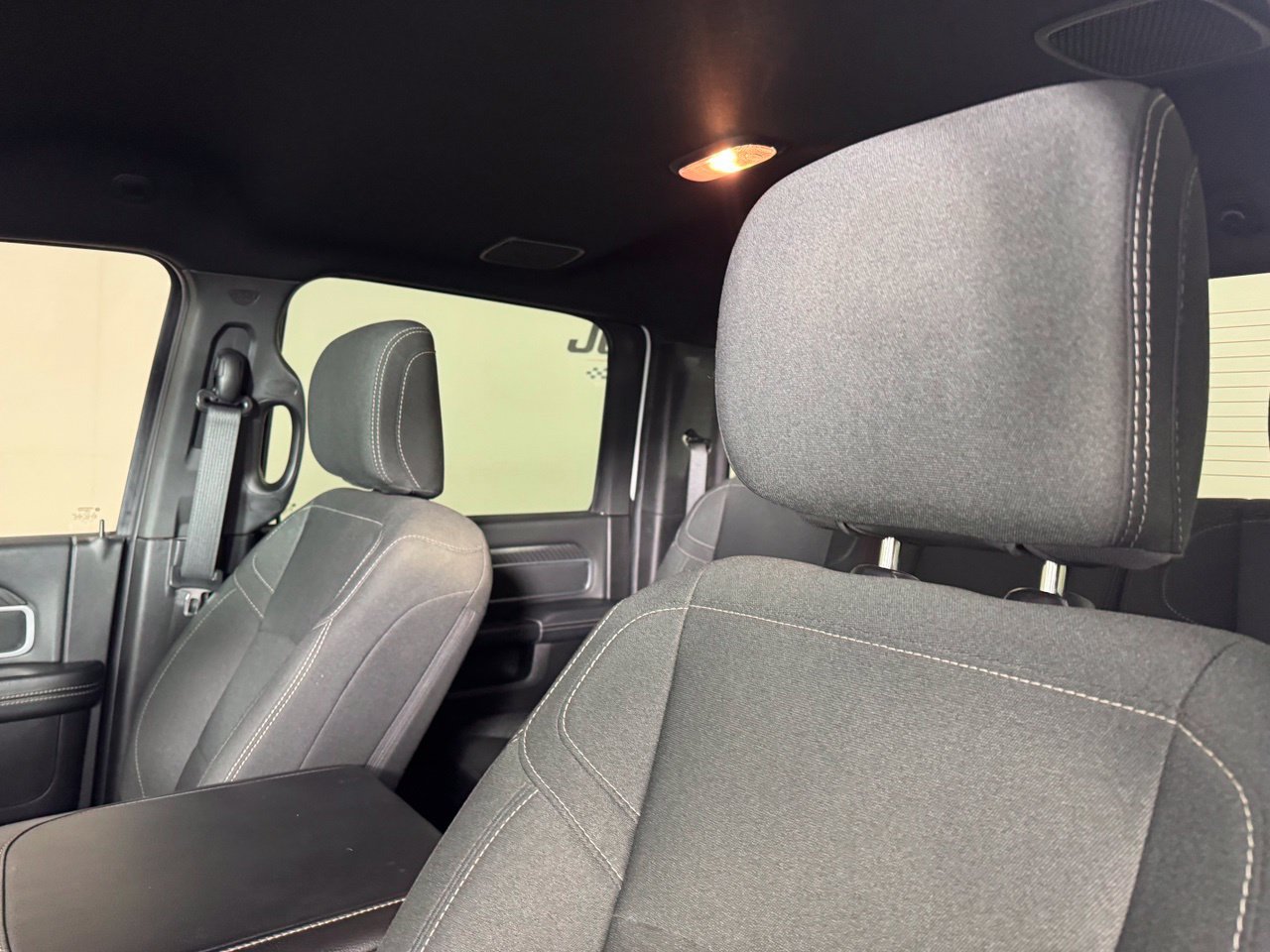 Used 2025 RAM 2500 Big Horn AWD/4WD image 9