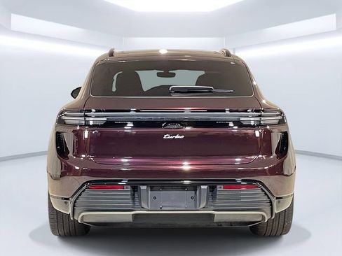 Certified 2024 Porsche Macan Turbo Electric AWD/4WD image 6