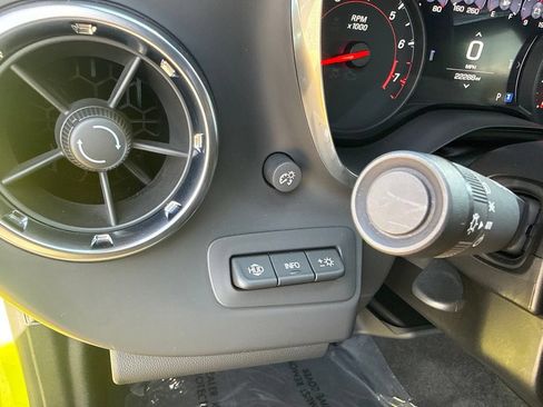 Used 2020 Chevrolet Camaro SS RWD image 14