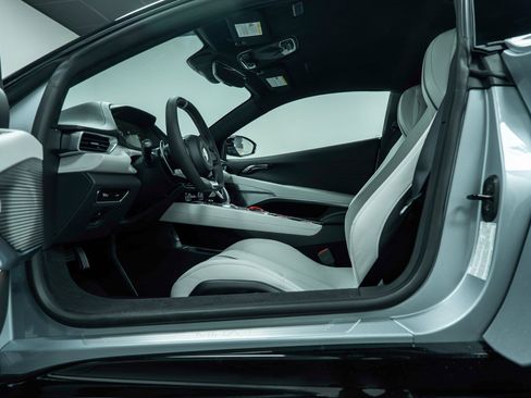 New 2026 Lotus Emira SE image 20