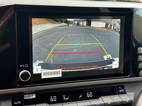 Used 2025 Toyota Camry SE FWD image 21