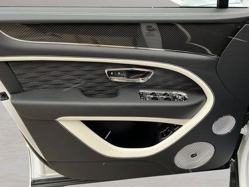 New 2026 Bentley Bentayga Speed image 17