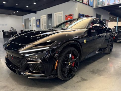 Used 2026 Ferrari Purosangue AWD/4WD image 2