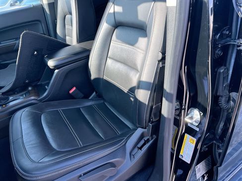 Used 2019 GMC Canyon Denali image 11