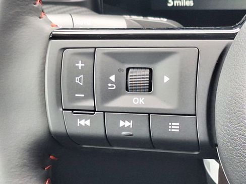 New 2026 Nissan Kicks SR FWD image 16