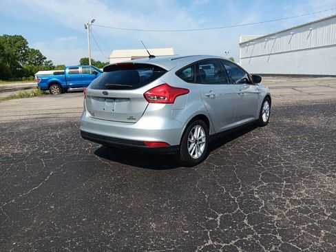 Used 2015 Ford Focus SE FWD image 5