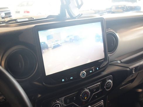 Used 2018 Jeep Wrangler Unlimited Sport S AWD/4WD image 63