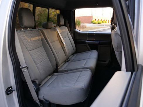 Used 2019 Ford F350 XLT w/ XLT Premium Package image 35