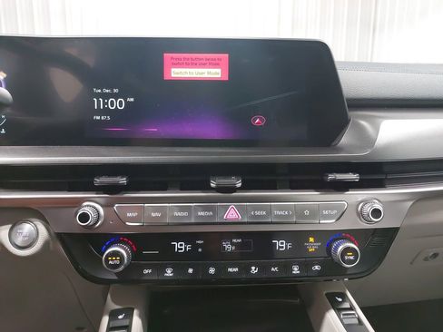 New 2025 Kia Telluride S image 22