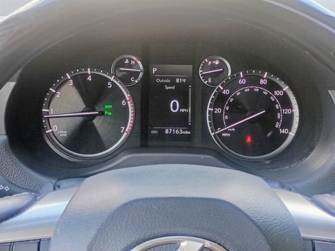 Used 2022 Lexus GX 460 Premium w/ Premium Package AWD/4WD image 32
