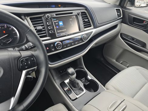 Used 2016 Toyota Highlander Plus image 20