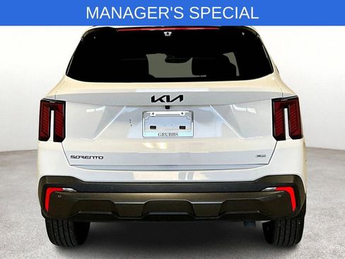 New 2025 Kia Sorento SX Prestige w/ Sage Leather Package image 5