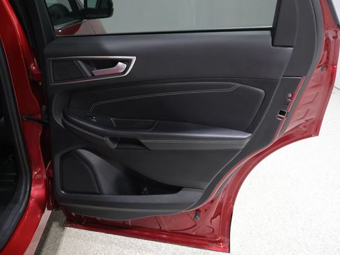 Used 2024 Ford Edge Titanium w/ Equipment Group 301A AWD/4WD image 20