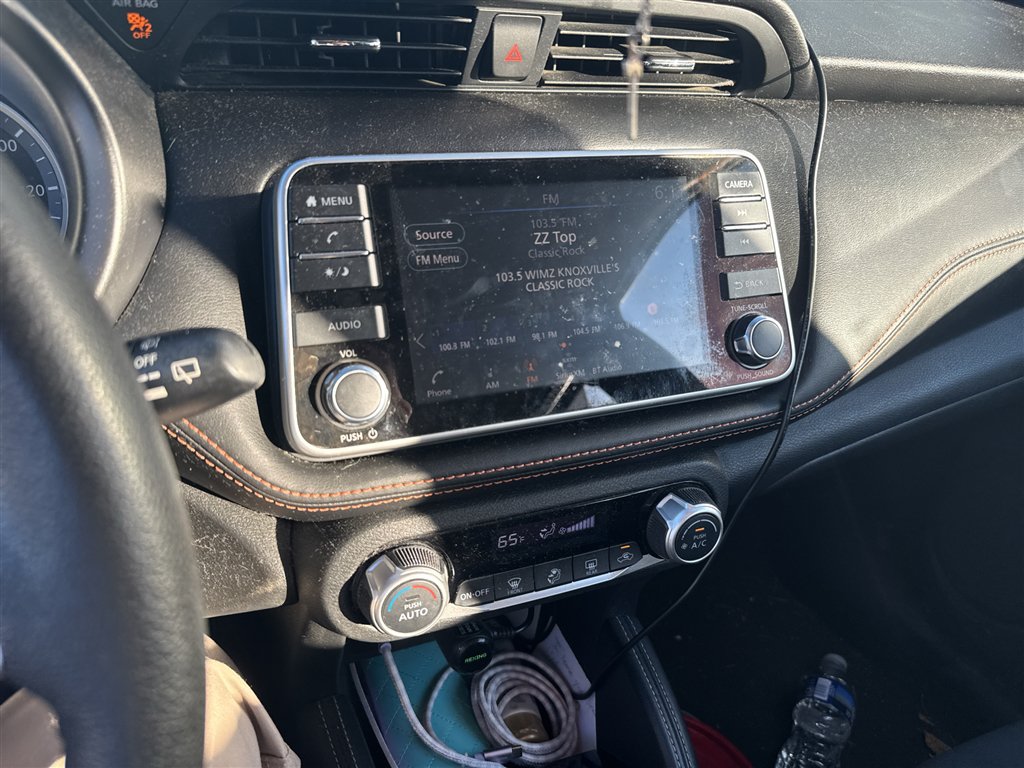 Used 2020 Nissan Kicks SR FWD image 9