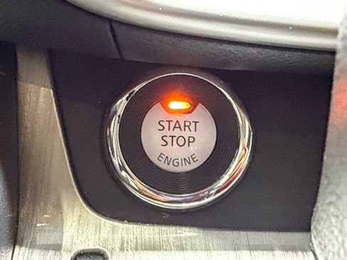 Used 2017 Nissan Murano Platinum w/ Platinum Technology Package image 30