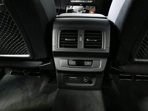Used 2023 Audi Q5 2.0T Premium Plus w/ Premium Plus Package AWD/4WD image 20