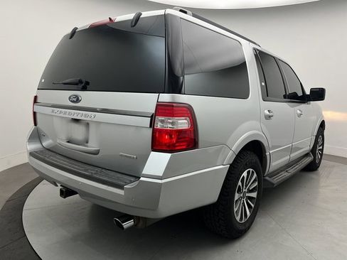 Used 2017 Ford Expedition XLT image 10
