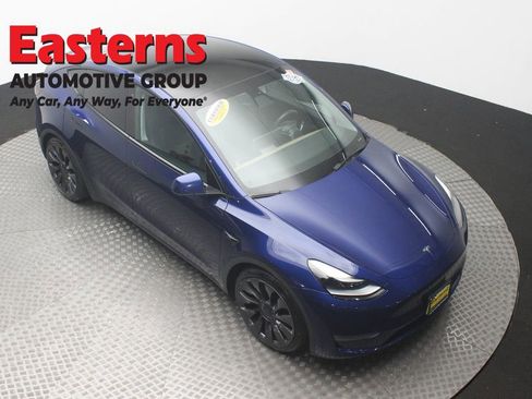 Used 2021 Tesla Model Y Performance image 3