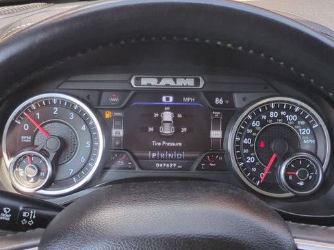 Used 2022 RAM 1500 Laramie AWD/4WD image 27