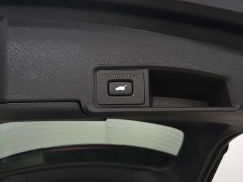 Used 2025 Acura RDX w/ Advance Package AWD/4WD image 9